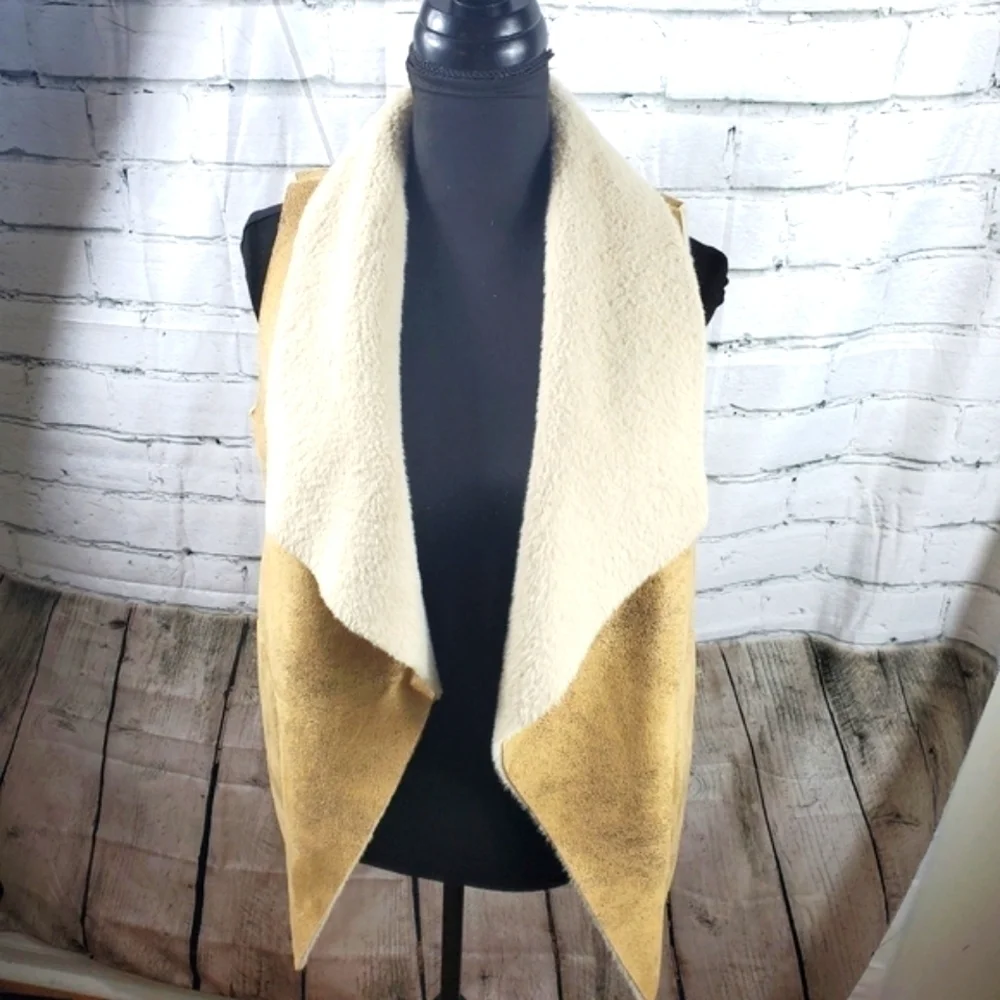 Ecote' brown leather sherpa vest Size Small